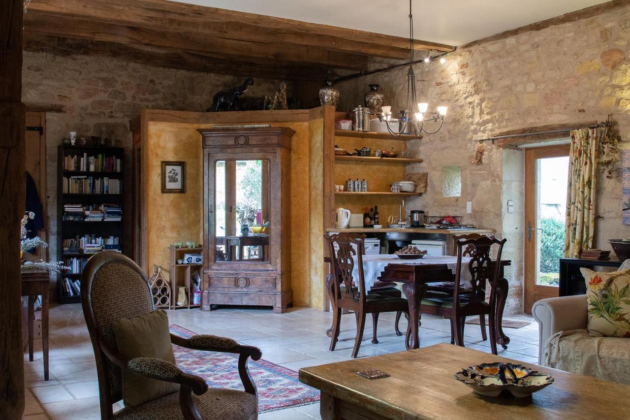 Le Bourmier Anlhiac Near Excideuil Vila Exterior foto